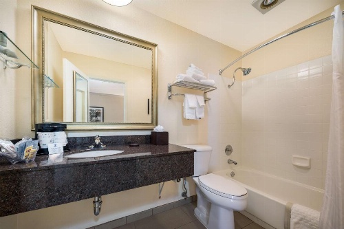 Best Western Danville Sycamore Inn image 1