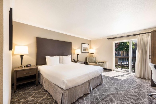 Best Western Danville Sycamore Inn image 12