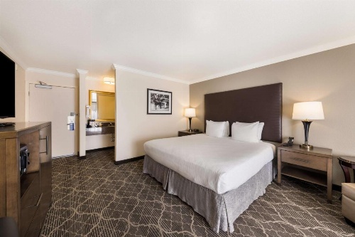Best Western Danville Sycamore Inn image 13