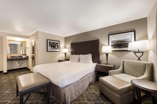 Best Western Danville Sycamore Inn image 3